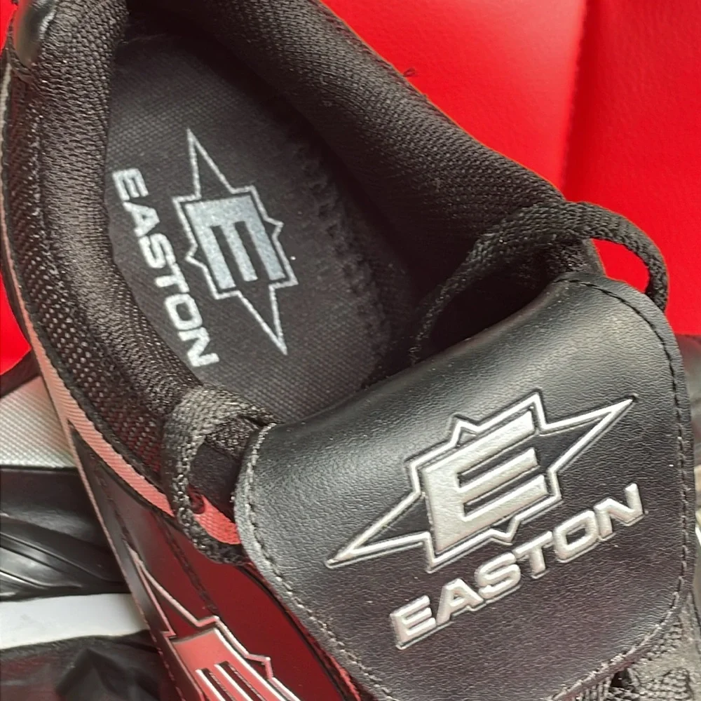 🔥⚽️🥅 cleats- size : 9 - Picture 6 of 7